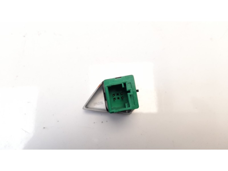 Recambio de interruptor para citroen c-elysée shine referencia OEM IAM 9817903480  