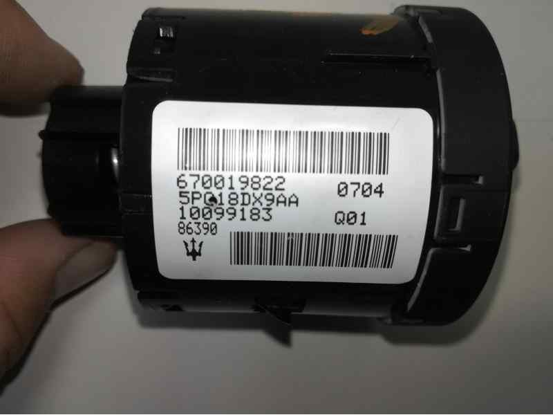 Recambio de mando luces para maserati ghibli diesel referencia OEM IAM 670019822 5P018DX9AA 10099183