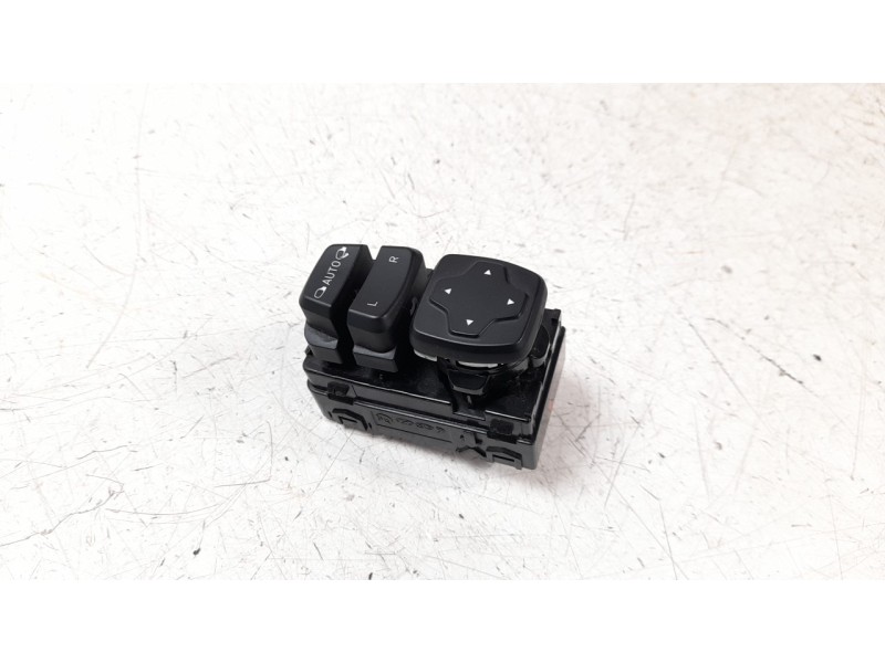 Recambio de mando retrovisor para hyundai kona 1.0 tgdi cat referencia OEM IAM 3K54801000  