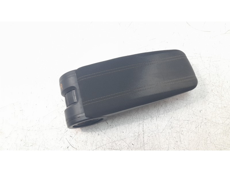 Recambio de apoyabrazos central para dacia sandero stepway referencia OEM IAM 969202304R  