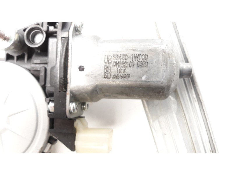 Recambio de elevalunas trasero derecho para kia rio 1.1 crdi cat referencia OEM IAM 83402H8000  