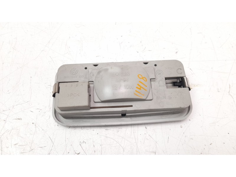 Recambio de luz interior para volkswagen polo berlina (6n1) 1.9 diesel referencia OEM IAM 6N0947105E  