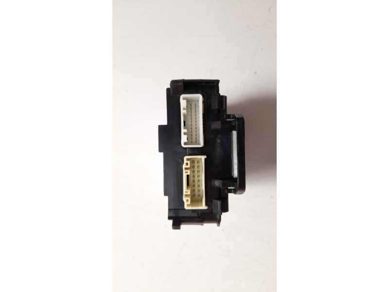 Recambio de modulo electronico para mazda 3 lim. () luxury referencia OEM IAM KD45675Y0G  