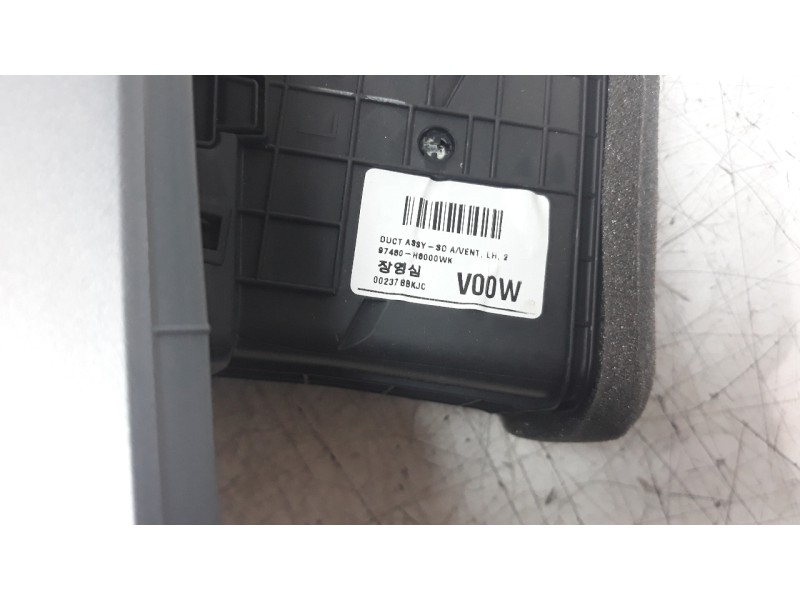 Recambio de rejilla aireadora para kia stonic (ybcuv) 1.2 cat referencia OEM IAM 97480H8000WK  