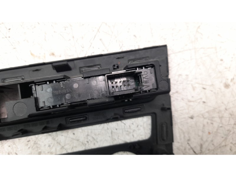 Recambio de mando multifuncion para seat ateca (kh7) 1.0 tsi referencia OEM IAM 575858060E  