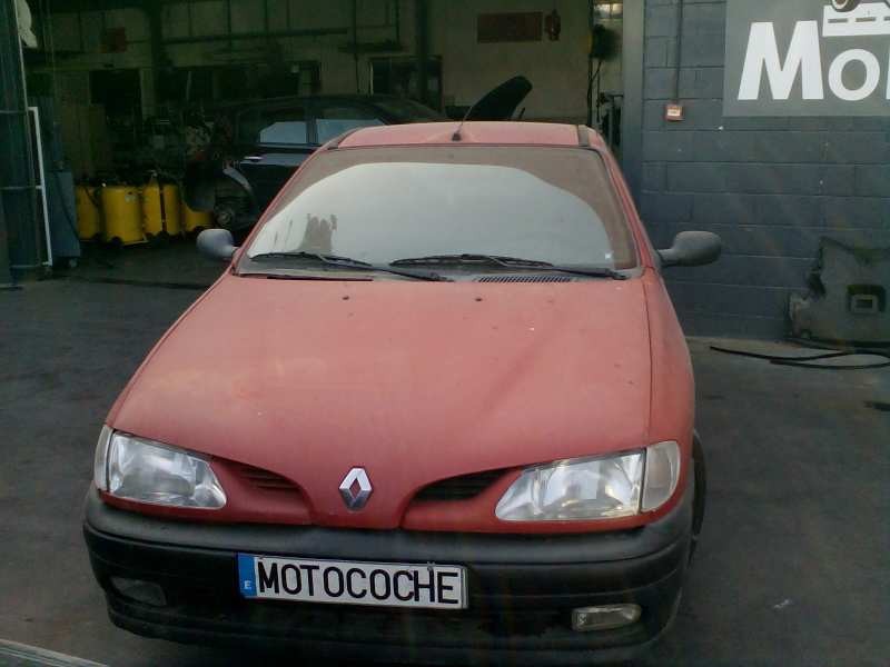 renault megane i berlina hatchback (ba0) del año 1997