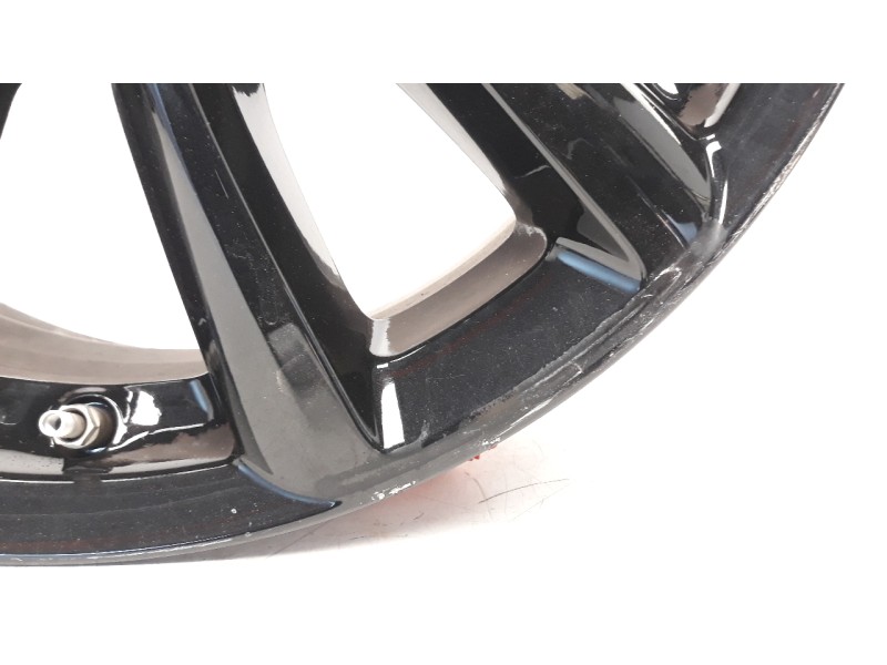 Recambio de llanta para mazda 3 berlina (bp) referencia OEM IAM 9965657080  