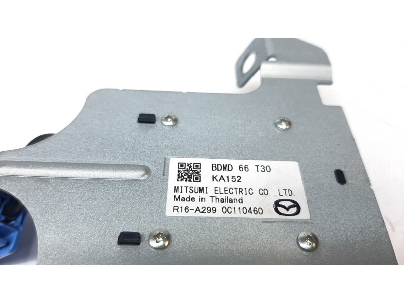 Recambio de modulo electronico para mazda 3 sedán (bp) referencia OEM IAM BDMD66T30  