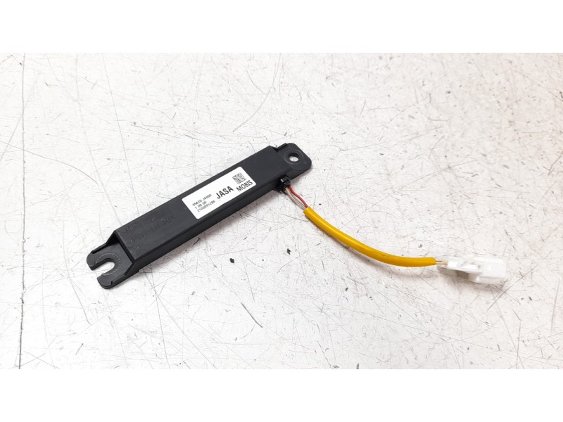 Recambio de antena para hyundai kona 1.0 tgdi cat referencia OEM IAM 95420J4000  