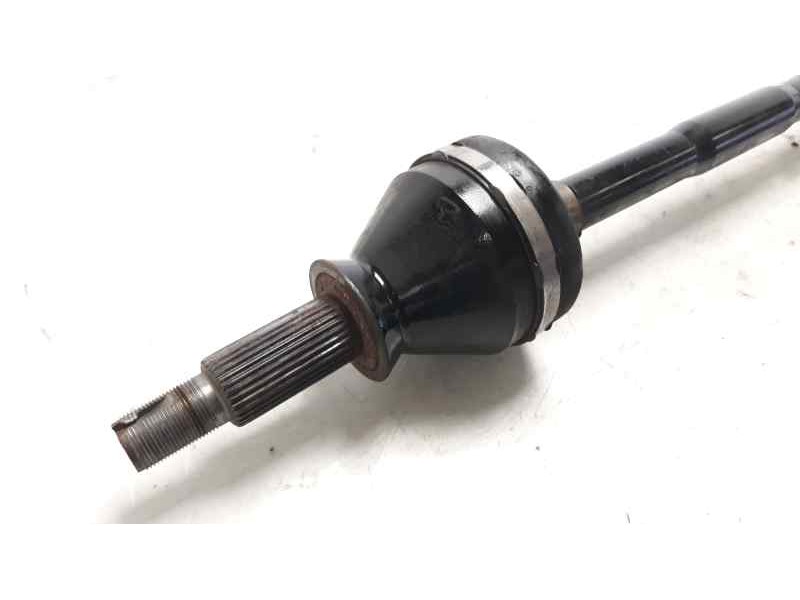 Recambio de transmision trasera izquierda para maserati ghibli diesel referencia OEM IAM 06700054540  