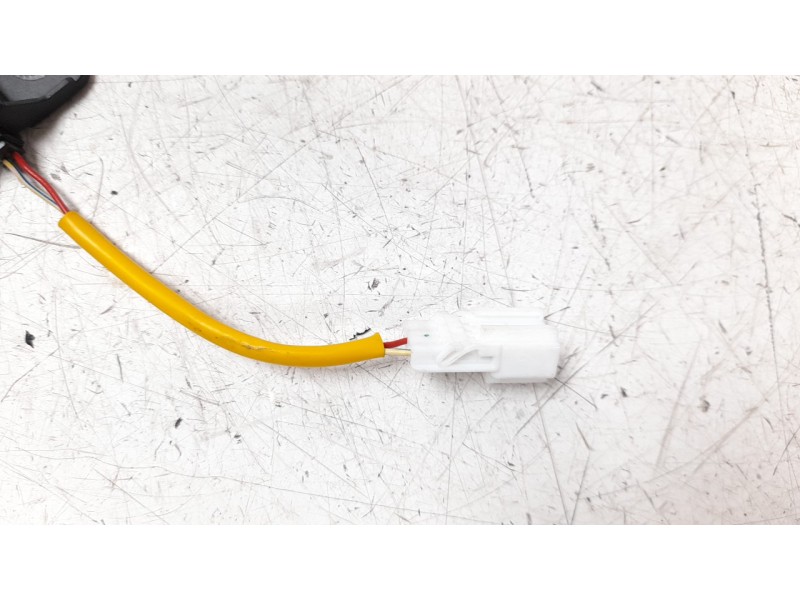 Recambio de antena para hyundai kona 1.0 tgdi cat referencia OEM IAM 95420J4000  