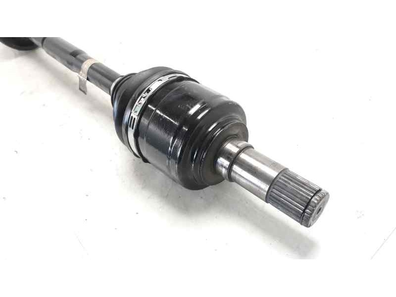 Recambio de transmision trasera izquierda para maserati ghibli diesel referencia OEM IAM 06700054540  