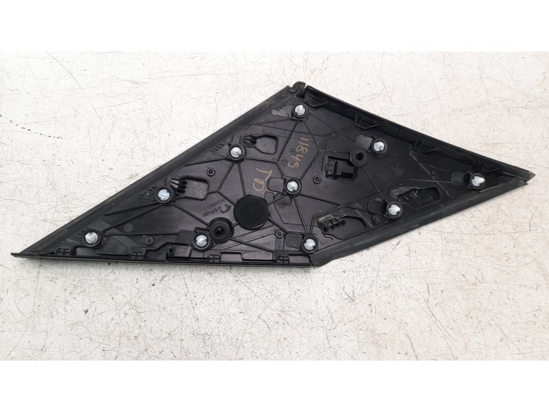 Recambio de moldura para peugeot 2008 (p1) active referencia OEM IAM 9831665180  