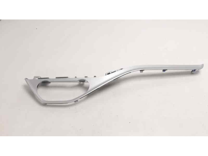 Recambio de moldura para kia picanto 1.0 cat referencia OEM IAM 847351Y000  