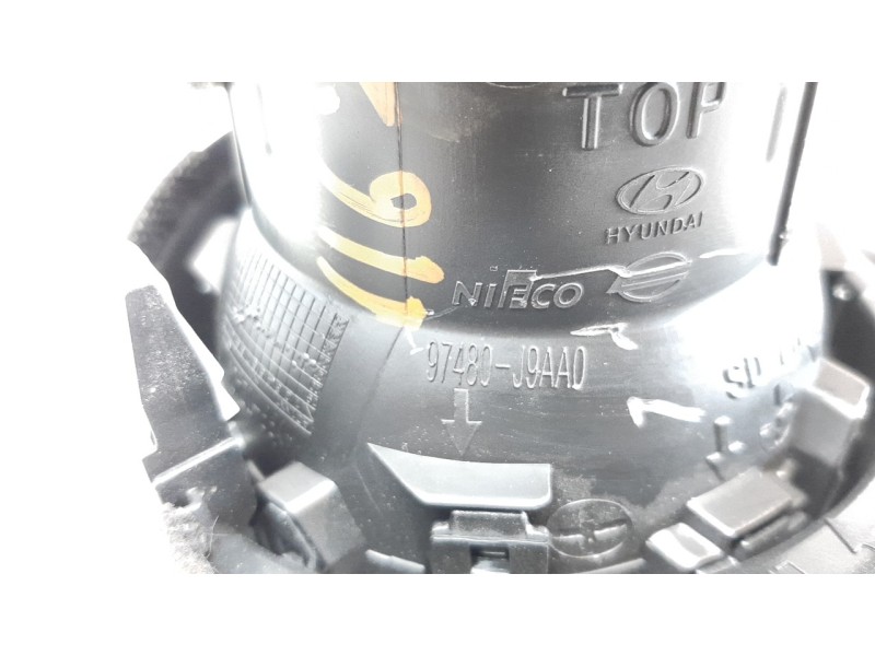 Recambio de aireador izquierdo para hyundai kona 1.0 tgdi cat referencia OEM IAM 97490J9AA0  