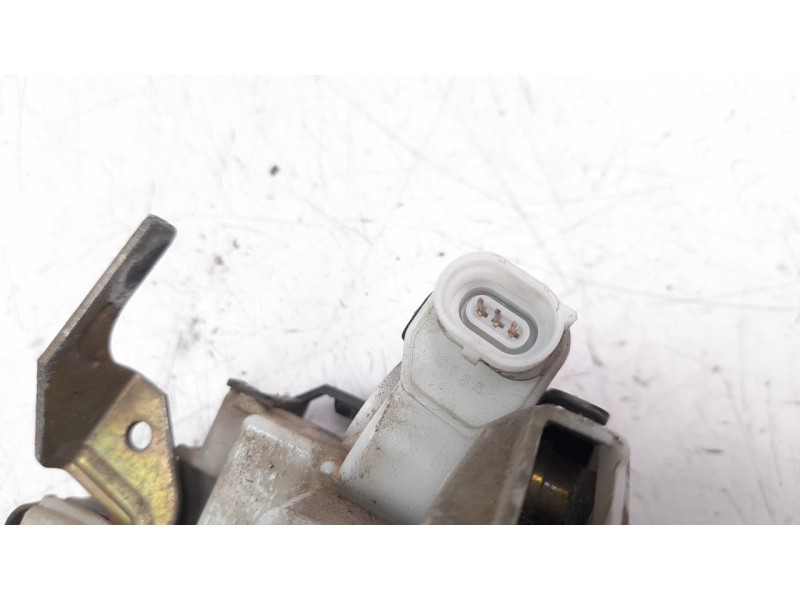 Recambio de cerradura puerta delantera derecha para volkswagen polo berlina (6n1) 1.9 diesel referencia OEM IAM 1HM862154  