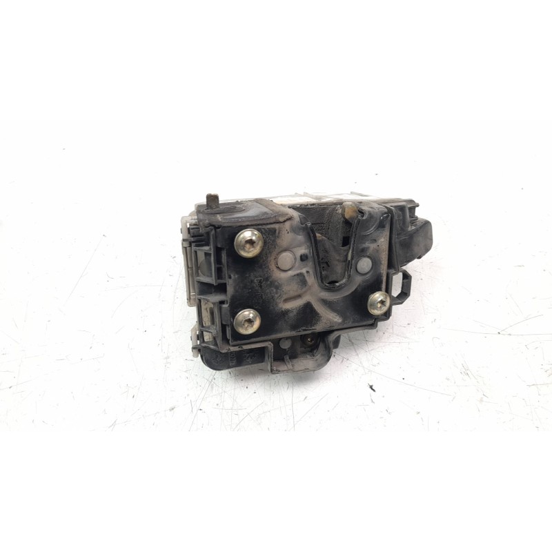 Recambio de cerradura puerta trasera derecha para volkswagen polo berlina (6n1) 1.9 diesel referencia OEM IAM 1HM862154A  