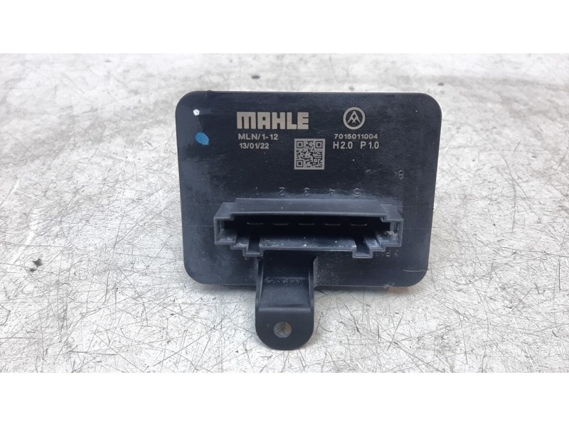 Recambio de resistencia calefaccion para opel corsa f ultimate referencia OEM IAM 7015011004  
