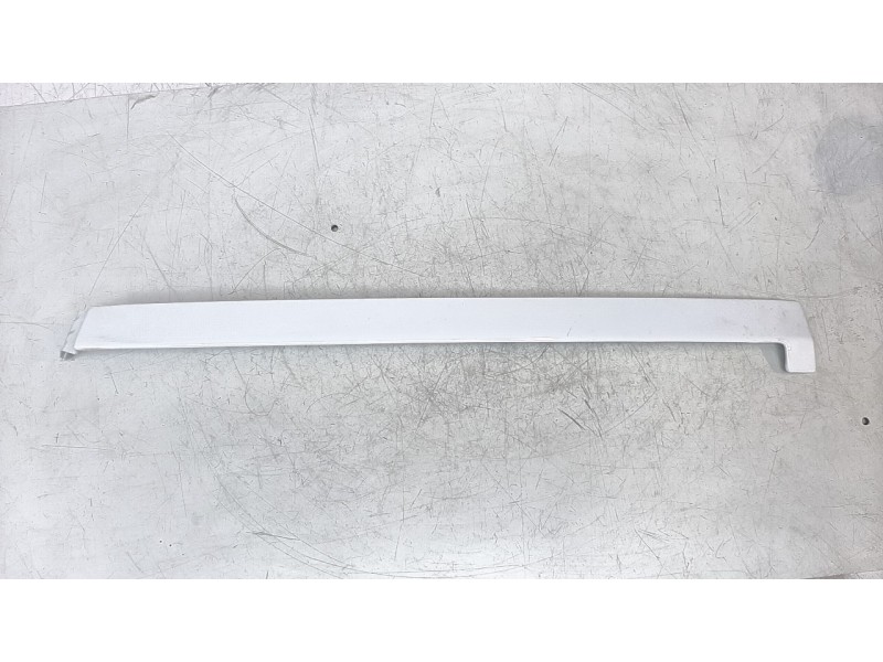 Recambio de moldura para ford transit courier 1.5 tdci cat referencia OEM IAM ET76A250A26BF  