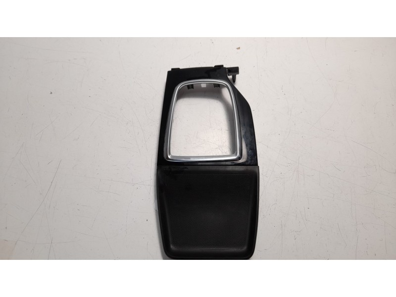 Recambio de moldura para mazda 3 lim. () luxury referencia OEM IAM BLD764341  