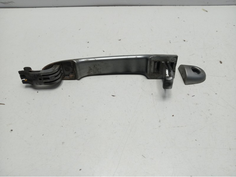 Recambio de maneta exterior delantera izquierda para renault clio iii 1.5 dci diesel cat referencia OEM IAM   