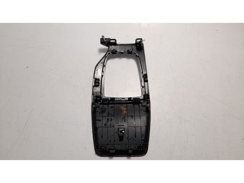 Recambio de moldura para mazda 3 lim. () luxury referencia OEM IAM BLD764341  