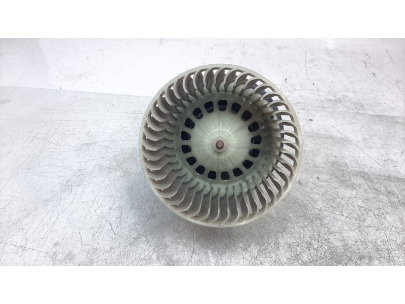 Recambio de ventilador calefaccion para opel corsa f ultimate referencia OEM IAM 7015011001  
