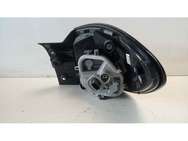 Recambio de piloto trasero izquierdo para renault captur zen referencia OEM IAM 265557367R 103F19971771 