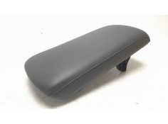 Recambio de apoyabrazos central para mazda 3 sedán (bp) referencia OEM IAM BDGF64450B02   2