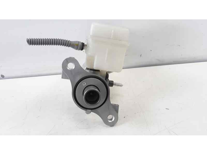 Recambio de bomba freno para renault captur zen referencia OEM IAM 460119686R  