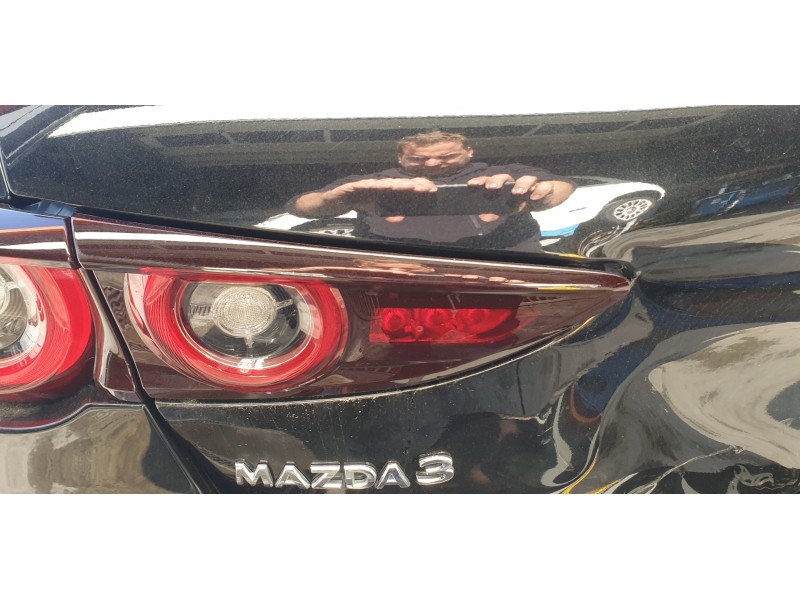 Recambio de piloto trasero izquierdo interior para mazda 3 berlina (bp) referencia OEM IAM BCKC513G0  