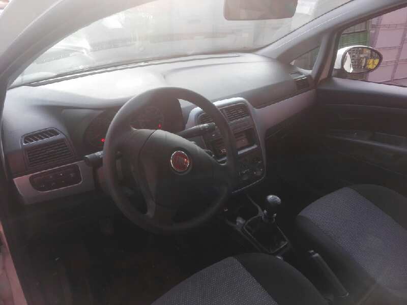 fiat grande punto (199) del año 2010