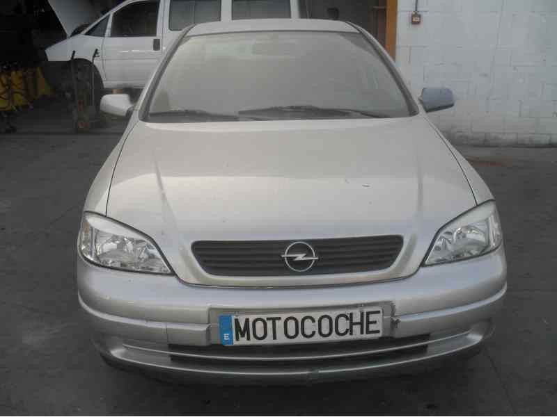 opel astra g berlina del año 1999