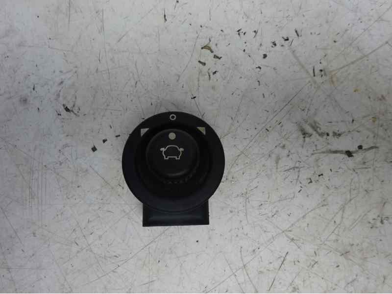 Recambio de mando retrovisor para ford fiesta (cbk) ghia referencia OEM IAM 93BG17B676BB  
