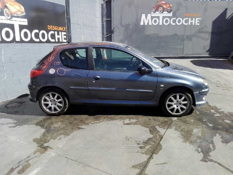 peugeot 206 berlina del año 2005