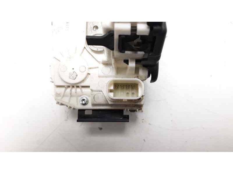 Recambio de cerradura puerta trasera izquierda para maserati ghibli diesel referencia OEM IAM 670030576  