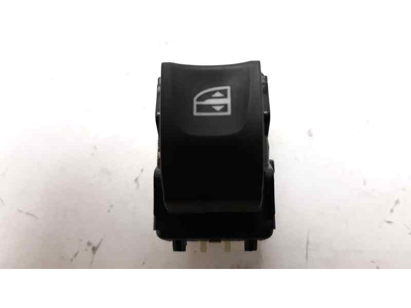 Recambio de mando elevalunas trasero derecho para renault captur zen referencia OEM IAM 254216615R  