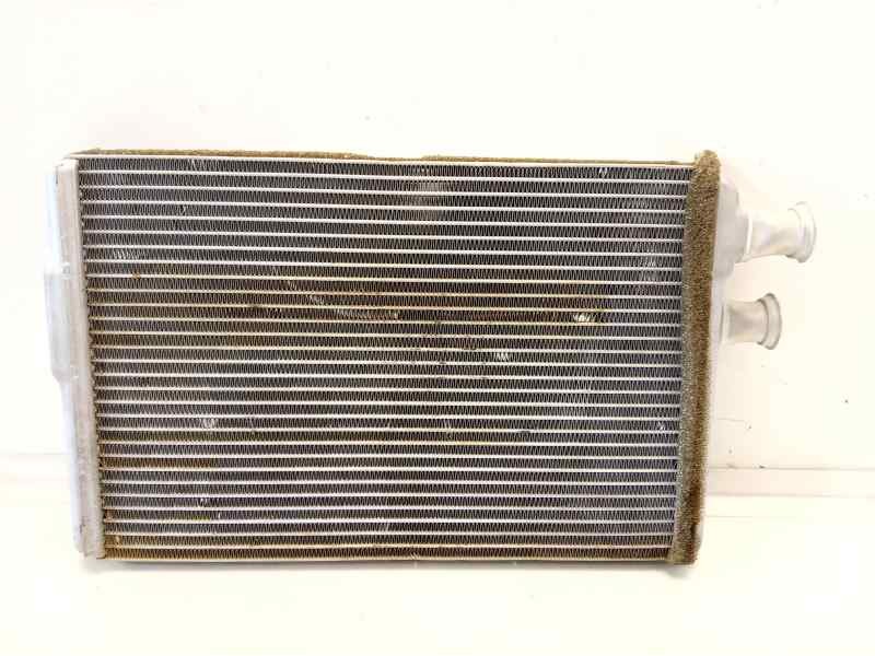 Recambio de radiador calefaccion / aire acondicionado para maserati ghibli diesel referencia OEM IAM S8041001  