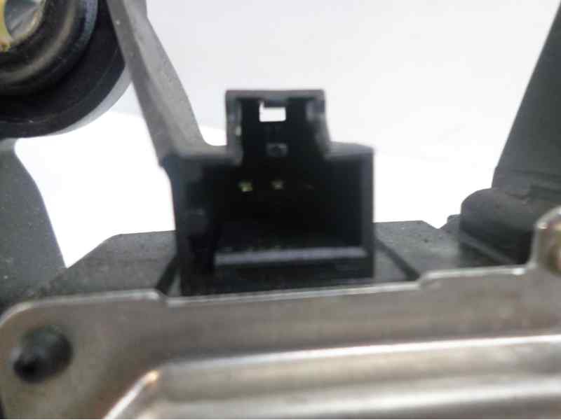 Recambio de motor limpia trasero para ford fiesta (cbk) ghia referencia OEM IAM 1422314 404736B 