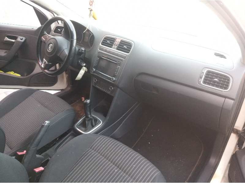 volkswagen polo (6r1) del año 2011