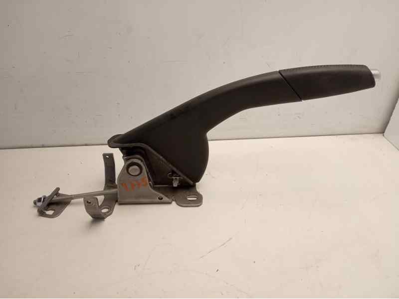 Recambio de palanca freno para renault captur zen referencia OEM IAM 60109236R  