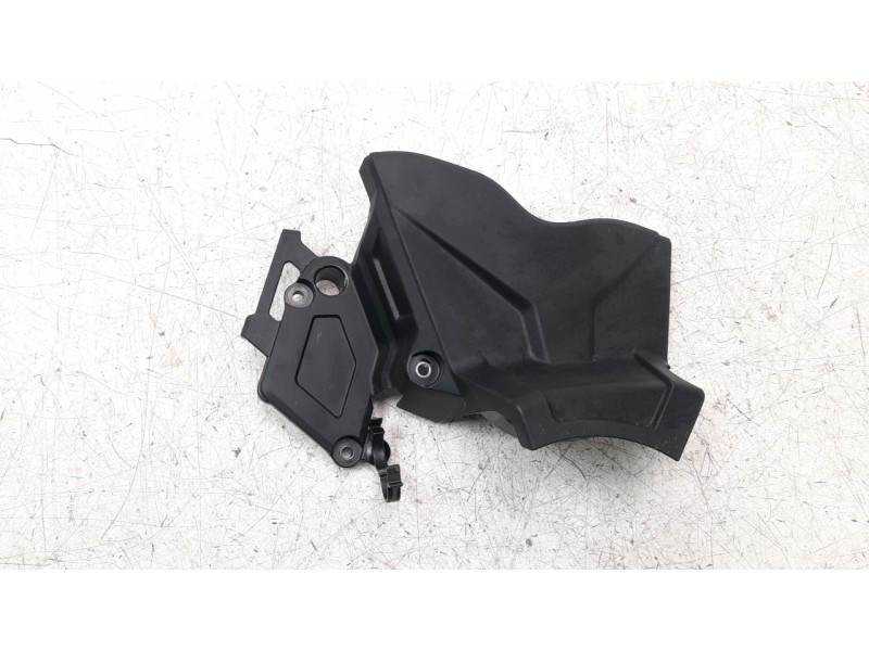 Recambio de moldura para honda cb 750 hornet referencia OEM IAM 11351MLBD00  