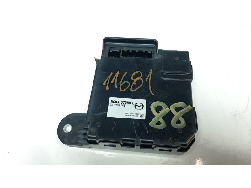 Recambio de modulo electronico para mazda 3 sedán (bp) referencia OEM IAM BCKA67560E  