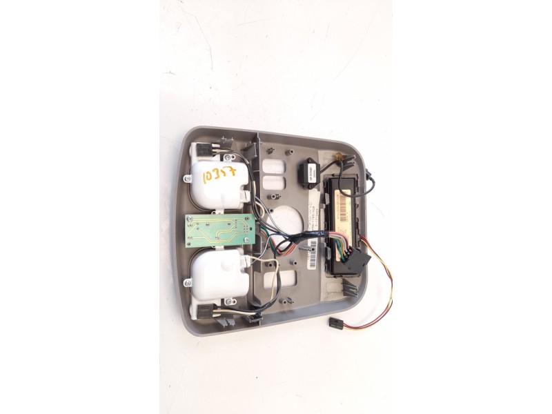 Recambio de luz interior para cadillac srx v8 sport luxury referencia OEM IAM 4501705N2B  
