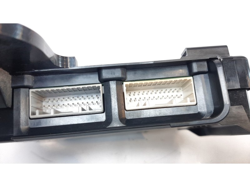 Recambio de modulo electronico para mazda 3 sedán (bp) referencia OEM IAM BCKA67560E  