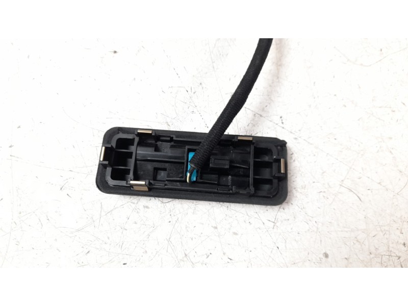 Recambio de maneta exterior maletero / porton para kia stonic (ybcuv) concept referencia OEM IAM 81260H8400  