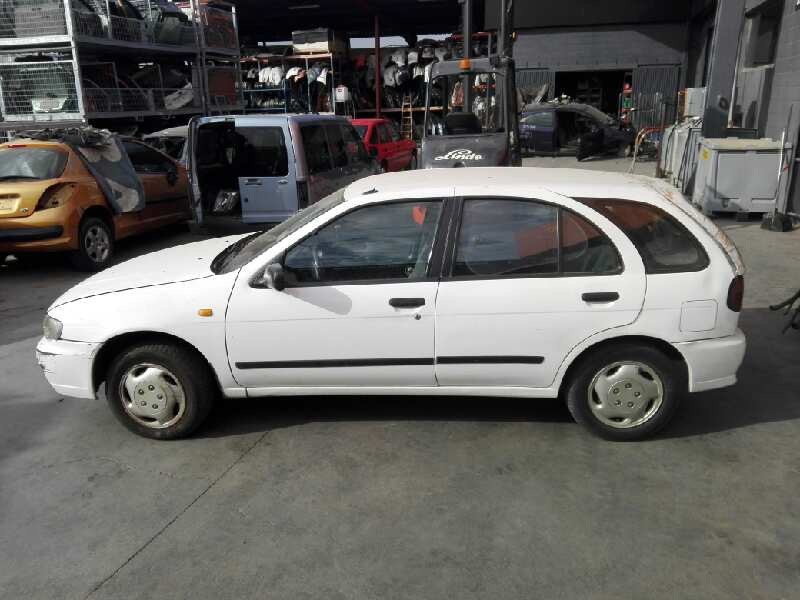nissan almera (n15) del año 1998