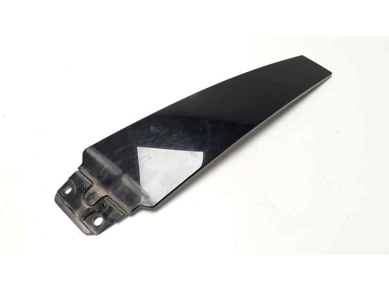 Recambio de moldura para maserati ghibli diesel referencia OEM IAM 6700247880  
