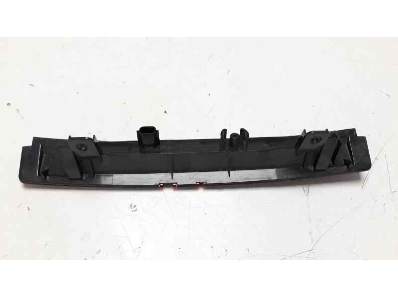 Recambio de luz central de freno para renault captur zen referencia OEM IAM 2659902759  