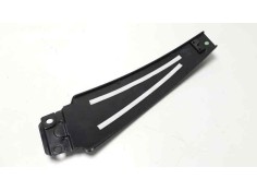 Recambio de moldura para maserati ghibli diesel referencia OEM IAM 6700247880   2